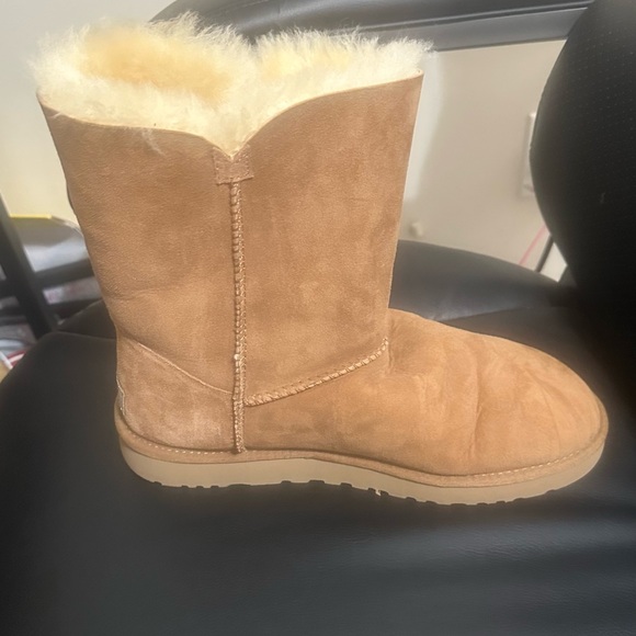 UGG Brown Boots with Bow Accent - Picture 14 of 17